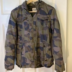 Snobbish Collection Women’s Camo Coat